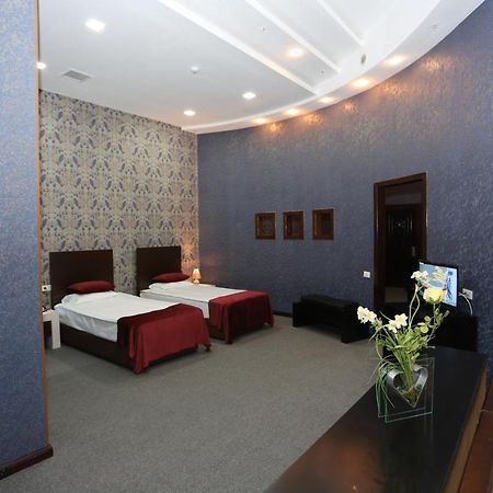 Ambassador Hotel Baku Exterior photo