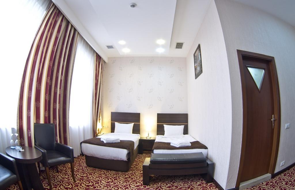 Ambassador Hotel Baku Room photo